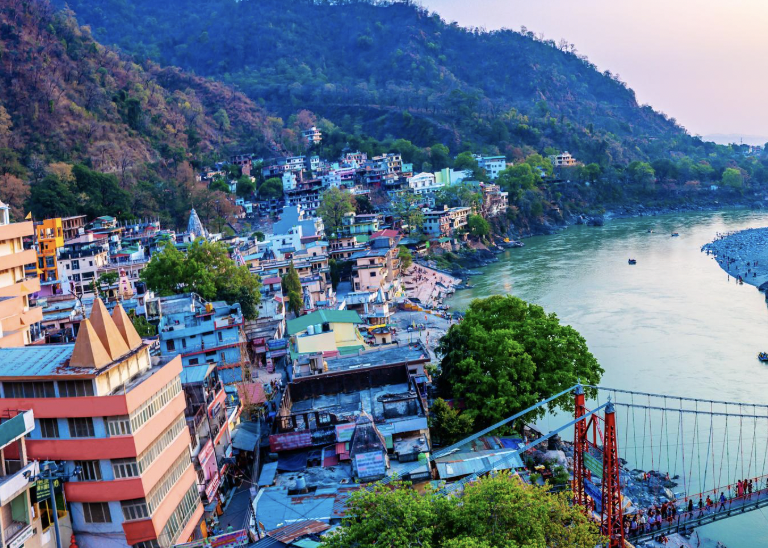 Comfortable yoga retreat accommodations in Rishikesh